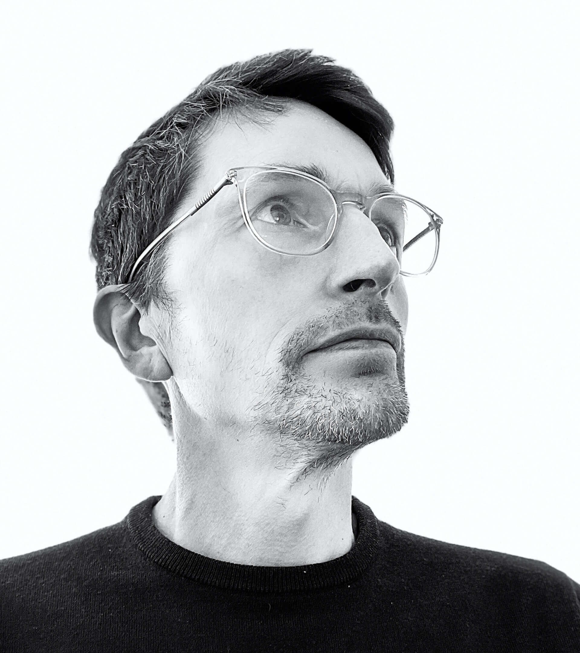 A portrait photo of Steven Lindley